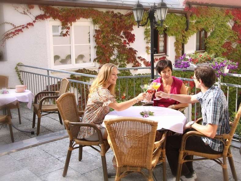 AKZENT Hotel Meerfräulein Wemding Exterior foto